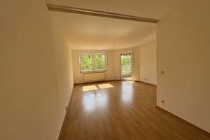 Köln-Ostheim, sanierte 1 Zi KDB, Balkon, Aufzug – Frankfurter Str. 703, 51107 Ostheim, Köln – Vorschaubild 3