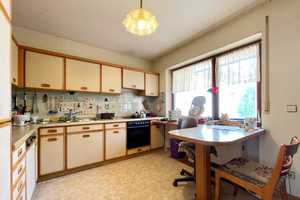 Bungalow in Split-Level-Bauweise mit großem Garten – Offenbach (Kreis) – Vorschaubild 16