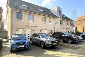 ***RESERVIERT*** Einziehen &amp; wohlfühlen  modernes Reihenendhaus mit großem Garten in Lesum