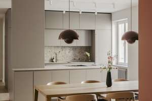 Altbau von 1863 mit offener Küche, sonnigem Südbalkon und warmen Materialien – Marienstraße 2, 10117 Mitte (Ortsteil), Berlin – Vorschaubild 5
