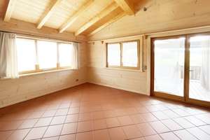 Holz, Licht, Lebensqualität. Einfamilienhaus mit unverbaubarem Blick in die Natur! – Die vollständige Adresse der Immobilie erhältst du vom Anbieter., 84036 Kumhausen – Vorschaubild 4