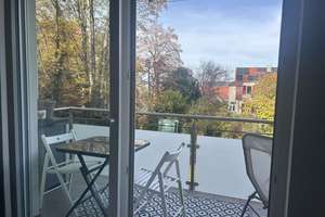 Modern MÖBLIERTE 2-Zi-Whg. mit gr. Balkon - Ruhig , Grün, Halbhöhenlage - oberhalb vom Lehenviertel – Die vollständige Adresse der Immobilie erhältst du vom Anbieter., 70180 Weinsteige, Stuttgart – Vorschaubild 2