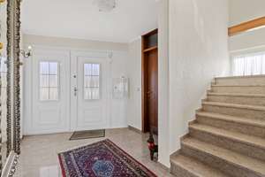 RESERVIERT: Exklusive Villa mit Schwimmbad, Sauna und atemberaubendem Blick – Die vollständige Adresse der Immobilie erhältst du vom Anbieter., 72766 Reutlingen-Mitte, Reutlingen – Vorschaubild 38