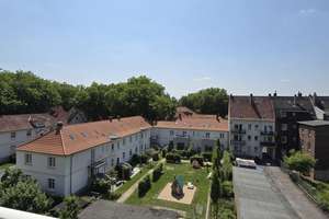 Neudorf Nähe Wedau: 68 m² ETW mit Sonnenbalkon – Die vollständige Adresse der Immobilie erhältst du vom Anbieter., 47057 Neudorf-Süd, Duisburg – Vorschaubild 1