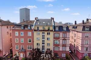 SKYLINE VOM EIGENEN BALKON GENIESSEN - Sanierte 3-Zimmer-Wohnung in zentraler A-Lage Bockenheims – Die vollständige Adresse der Immobilie erhältst du vom Anbieter., 60486 Bockenheim, Frankfurt am Main – Vorschaubild 12