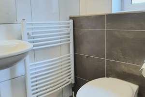 Frisch Renoviertes Apartment, S-Möhringen, Voll Möbliert, EBK, WLAN, Garten, Ruhige Grüne Top-Lage – Die vollständige Adresse der Immobilie erhältst du vom Anbieter., 70567 Möhringen-Nord, Stuttgart – Vorschaubild 6