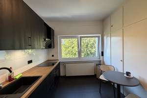 Großzügige 4-Zimmer-Wohnung mit 124 m², 2 Bädern, Balkon und hochwertiger Einbauküche – Bertha-von-Suttner-Straße 14, 65189 Südost, Wiesbaden – Vorschaubild 10