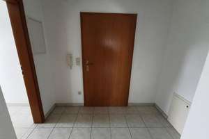 3 Zi. Wohnung (Nr. 6) im DG (2. OG) mit Balkon und Garage – Die vollständige Adresse der Immobilie erhältst du vom Anbieter., 91056 Dechsendorf Ost, Erlangen – Vorschaubild 3