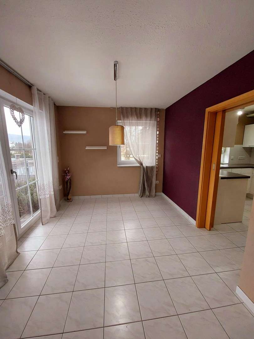 Immobilie in Reckendorf - Einfamilienhaus in Reckendorf zu verkaufen - großzügig, freundlich und sofort bezugsbereit - Bild 5