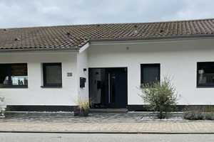 Geräumiges Einfamilienhaus in begehrter Lage mit Blick auf die Weinberge in Heppenheim Bergstrasse – Bergstraße (Kreis) – Vorschaubild 1