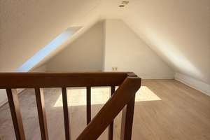 Helle 2-Zimmer-Dachgeschoss-Wohnung mit Galerie  – Lomerstr. 67, 22047 Wandsbek (Ortsteil), Hamburg – Vorschaubild 7