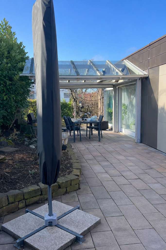 Immobilie in Neulingen - Modernes EInfamilienhaus 210 qm Wohnfläche, 3 Bäder, PV Anlage , 5,9 a großes Erbpachtgrundstück - Bild 1