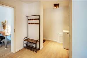 Möbliert: Großzügige 2-Zimmer Wohnung in ruhiger Innenhoflage  – Die vollständige Adresse der Immobilie erhältst du vom Anbieter., 80799 Universität, München – Vorschaubild 9