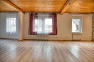 Bezugfsfreie 6 ZKBB mit XL-Panoramaterrasse & Gemeinschaftsgarten | Gepflegtes 2FH mit Garage – Die vollständige Adresse der Immobilie erhältst du vom Anbieter., 68307 Sandhofen, Mannheim – Vorschaubild 4