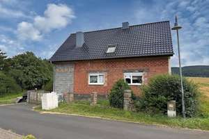 Keine Käuferprovision; Einfamilienhaus aus Verwertung – Die vollständige Adresse der Immobilie erhältst du vom Anbieter., 36404 Oechsen – Vorschaubild 1