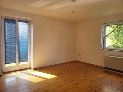 Gemütliche, helle 2 Zimmer Wohnung mit Wohnküche