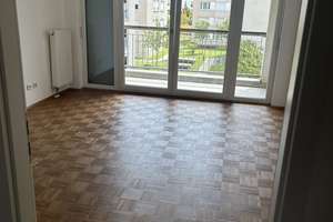 Licht, Raum und Komfort  - 4-Zimmerwohnung mit zwei Loggien am Riedberg – Die vollständige Adresse der Immobilie erhältst du vom Anbieter., 60438 Kalbach-Riedberg, Frankfurt am Main – Vorschaubild 7