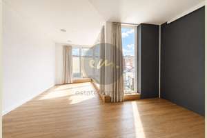 Für Sonnenanbeter und Lebemenschen: Lichtdurchflutete Dachgeschosswohnung mit Terrassen und Aufzug – Die vollständige Adresse der Immobilie erhältst du vom Anbieter., 10437 Prenzlauer Berg, Berlin – Vorschaubild 3