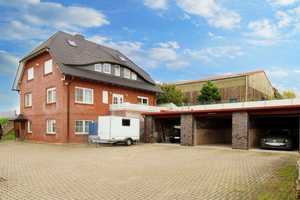 Eventhalle im Gewerbegebiet. Große Halle u. großes Wohnhaus mit Garten, Parkplätzen und Garagen – Goslar (Kreis) – Vorschaubild 1