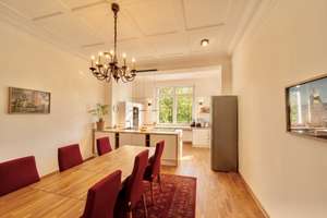 Möbliertes Reihenhaus 210 m² Köln-Deutz – 4-Zimmer Business-WG, provisionsfrei