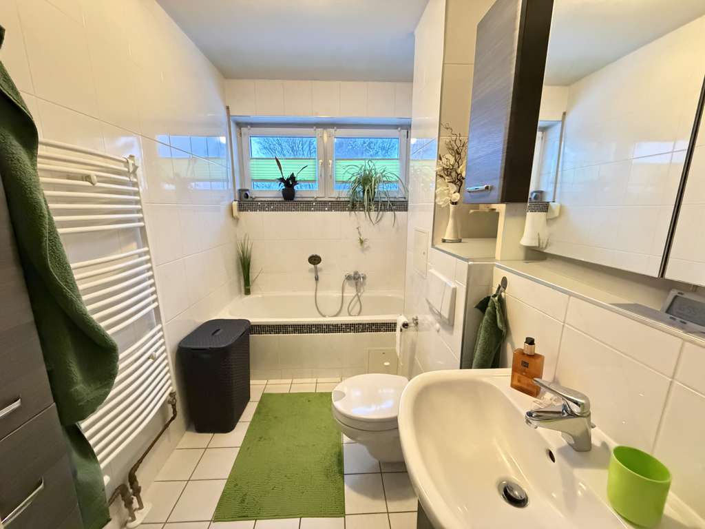 Immobilie in Landsberg - Attraktive Kapitalanlage - gepflegte 2 Zimmer-Wohnung mit Stellplatz - Bild 3