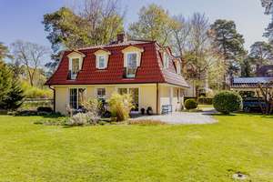 Sonnenlicht trifft intelligentes Zuhause - Villa im Zentrum von Bad Saarow, nur wenige Meter zum See – Die vollständige Adresse der Immobilie erhältst du vom Anbieter., 15526 Bad Saarow – Vorschaubild 4