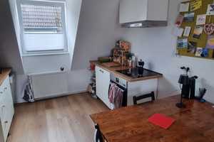 2,5-Raum-Maisonette-Wohnung mit Einbauküche in Köln Deutz – Köln – Vorschaubild 9
