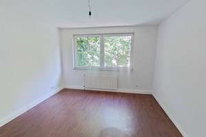 **2 NKM FREI** Große 3-Zimmer-Wohnung mit sonnigem BALKON und durchdachtem Grundriss in Duisburg-... – Lüneburger Str. 40, 47167 Neumühl, Duisburg – Vorschaubild 5