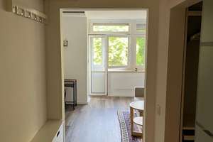 Möbliertes Studio mit Balkon in ruhiger Top-Lage – Luisenstraße  72, 80798 Am alten nördlichen Friedhof, München – Vorschaubild 12