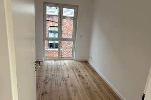 Penthouse Wohnung mit großem Balkon und Aussicht, Parkett, Fußbodenheizung, Aufzug – Schöne Aussicht 27, 42369 Ronsdorf, Wuppertal – Vorschaubild 14