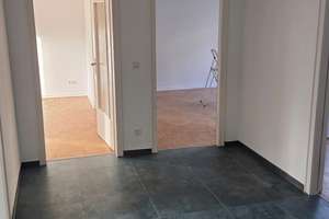 Renovierte 3-Zimmer Wohnung mit Tageslichtbad, Wohnküche und Balkon