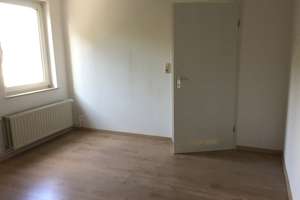 Erstbezug nach Modernisierung mit EBK und Balkon: ansprechende 3-Zimmer-DG-Wohnung in HB-Hemelingenn – Die vollständige Adresse der Immobilie erhältst du vom Anbieter., 28309 Hemelingen (Ortsteil), Bremen – Vorschaubild 8