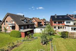 Modernisiertes Mehrfamilienhaus mit 6 Wohneinheiten, Stellplätzen, Garagen und großzügigem Garten – Soest (Kreis) – Vorschaubild 5