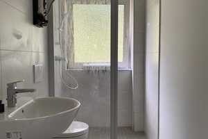 ***Frisch renovierte Wohnung mit Balkon*** – Mecklenburger Str. 16, 38440 Wolfsburg – Vorschaubild 3