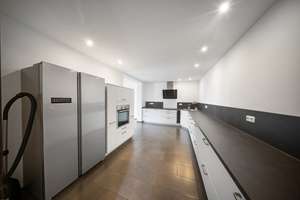 Seltene Chance: Doppelhaus an der Schwentine mit Einliegerwohnung & Baupotenzial – Die vollständige Adresse der Immobilie erhältst du vom Anbieter., 24222 Schwentinental – Vorschaubild 3