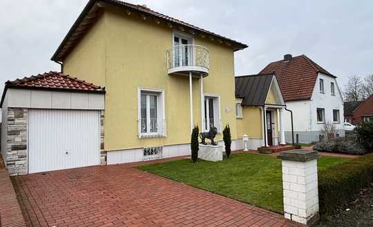 Viel Raum für Familie, Generationen und Ideen – Wohnen mit zusätzlichem Bungalow auf 813 m² Grundstü
