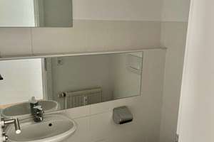 Ruhig gelegene 3-Zimmer-Wohnung mit 2 Balkonen und TG-Stellplatz im begehrten Blasewitz – Wägnerstraße 13a, 1309 Blasewitz (Stadtteil), Dresden – Vorschaubild 7