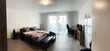 Stilvolle, geräumige 2-Zimmer-Wohnung mit Balkon und Einbauküche in Eschborn