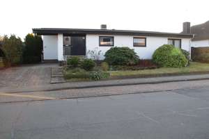 Charmantes Einfamilienhaus mit viel Platz, großem Garten in bester Lage in Wolfsburg-Vorsfelde