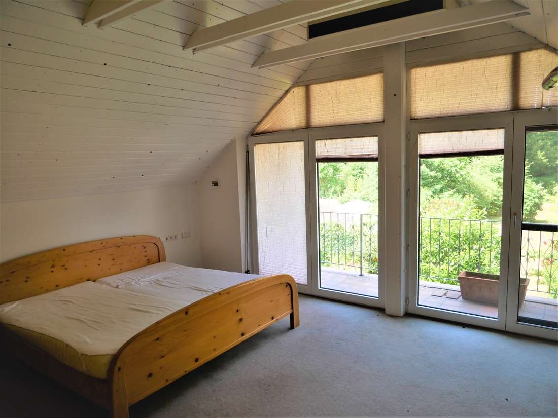 Immobilie in Nordhastedt - Vorbildliche Reitanlage zum Top-Preis !
inklusive großzügigem Wohnhaus
bei Heide - Holstein - Bild 0