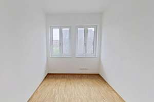 Modernes Wohnen in Kronsrode: Geräumige 4-Zimmer-Wohnung mit EINBAUKÜCHE – Christine-Hardt-Straße 17, 30539 Bemerode, Hannover – Vorschaubild 13