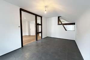S-MITTE: Modernisierte Dachgeschoss-Wohnung in begehrter Lage – Die vollständige Adresse der Immobilie erhältst du vom Anbieter., 70182 Heusteigviertel, Stuttgart – Vorschaubild 7