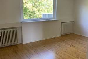 Altbauwohnung in zentraler Lage über den Dächern Kiels mit großer Doppelgarage – Wilhelminenstraße 18, 24103 Damperhof, Kiel – Vorschaubild 19