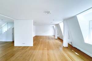 zauberhafte 4-Zimmer Maisonette im hellen, lichtdurchfluteten Schwabinger Altbau