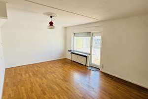Helle 2,5 Zimmer Wohnung mit Aufzug, Parkett und Balkon in Krefeld-Stadtmitte – Rheinstraße 2, 47799 Cracau, Krefeld – Vorschaubild 6