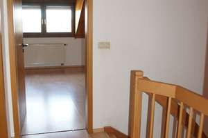 3 Zimmer-Maisonette mit großem Balkon – Neulinger Straße 3, 75228 Ispringen – Vorschaubild 9