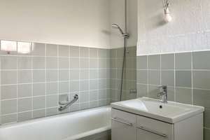 Helle 2-Zimmer-Wohnung mit Südbalkon, Aufzug und moderner Einbauküche – Moselstr. 5, 38120 Weststadt, Braunschweig – Vorschaubild 16