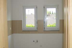 Ruhige Wohlfühloase  mit gehobener Ausstattung & TG-Stellplatz in Friedberg-Kernstadt – Geistbeckstraße 18a, 86316 Friedberg – Vorschaubild 6