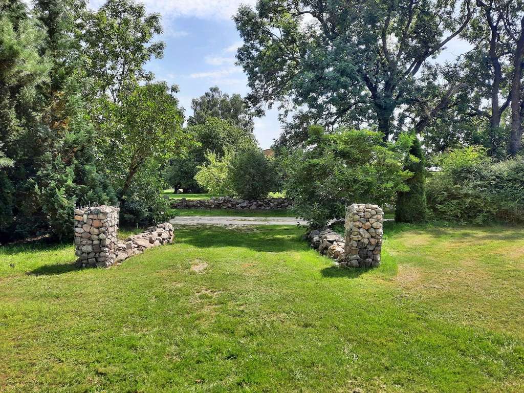 Immobilie in Sarnow - Sehr günstig ! Großes Haus mit 2 Wohneinheiten in Sarnow zu verkaufen - Bild 4