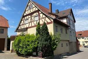 Generationenhaus oder Kapitalanlage in Weinstadt 
im Fördergebiet "Ortskern IV". Nutzen Sie dies! – Rems-Murr-Kreis – Vorschaubild 1